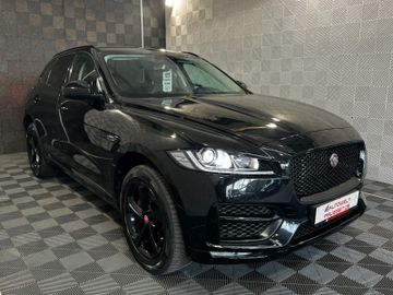 Gebrauchtwagen Jaguar F-Pace F-Pace AWD*BLACK PACK R-SPORT*R.KAM-AHK-SHZ-19" in Horb am Neckar