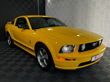 Gebrauchtwagen Ford Mustang Mustang GT V8 4.6L*PREMIUM*VOLLLEDER*LM 17" in Horb am Neckar