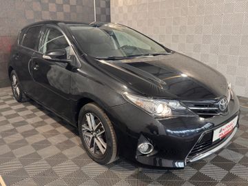 Gebrauchtwagen Toyota Auris Auris *LIFE+*R.KAM-LED-BLUETOOTH-KLIMA.A-LM 16" in Horb am Neckar