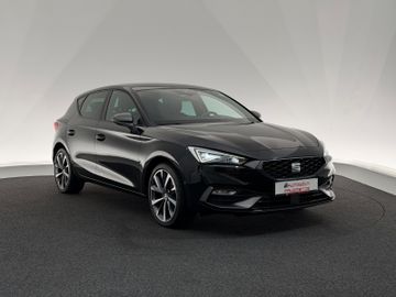 Gebrauchtwagen Seat Leon Leon FR 1.4 eHybrid*PANO*LED-ACC-R.KAM-KESSY-APP in Horb am Neckar