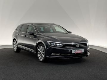 Gebrauchtwagen Volkswagen Passat Variant Passat Var. 2.0 TDI*HIGHLINE*R LINE-LED-DYNAUDIO in Horb am Neckar