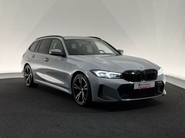 Gebrauchtwagen BMW 320 320i Touring*M SPORT*LED-HUD-HiFi-R.KAM-AHK-KEY in Horb am Neckar